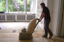 Das Abschleifen mit unseren professionellen Maschinen